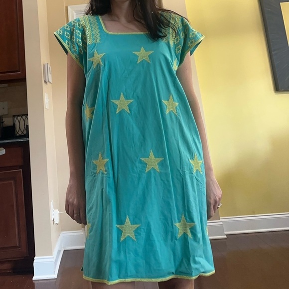 J Marie  Star Dress Embroidered Short Square
Neck Sleeveless size S but fits M/L - Picture 1 of 8